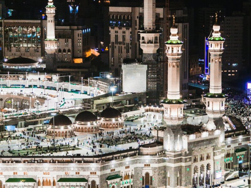 Mescid-i Haram gece